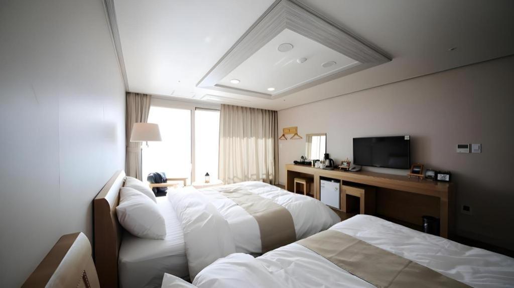 Hotel Aroha Jeju Seogwipo Exterior foto