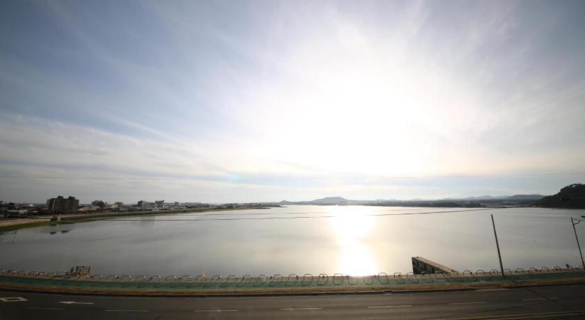 Hotel Aroha Jeju Seogwipo Exterior foto
